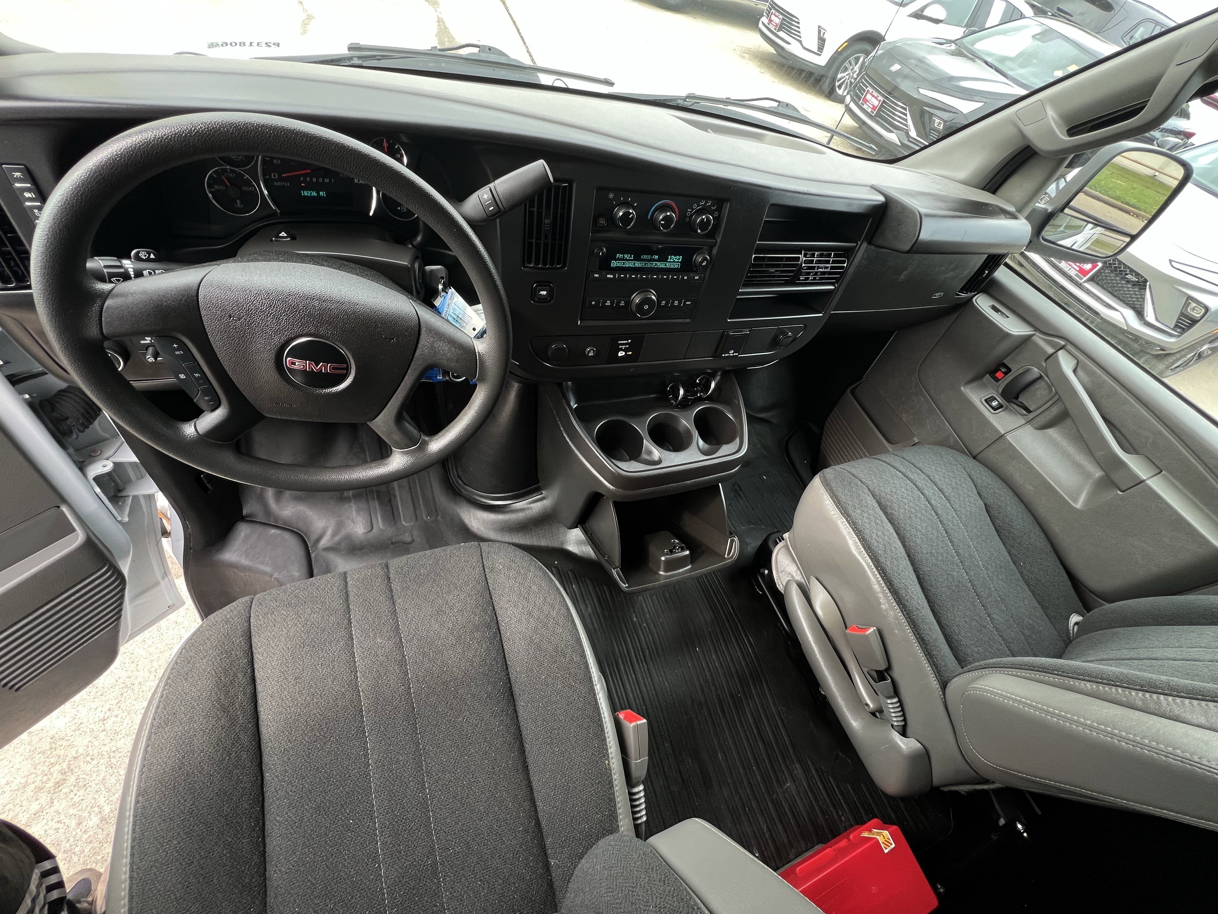 Used 2024 GMC Savana 2500 w/ Driver Convenience Package image 12