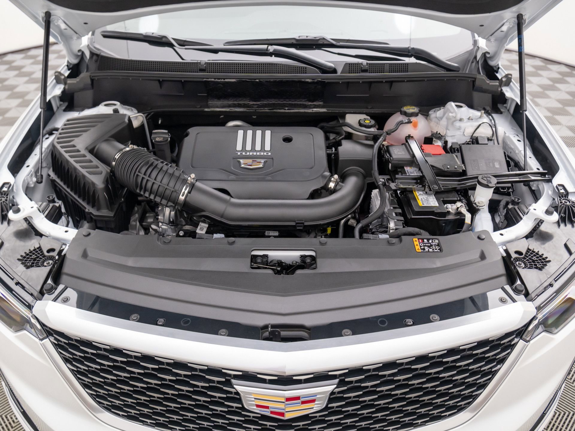 New 2025 Cadillac XT6 Luxury image 27