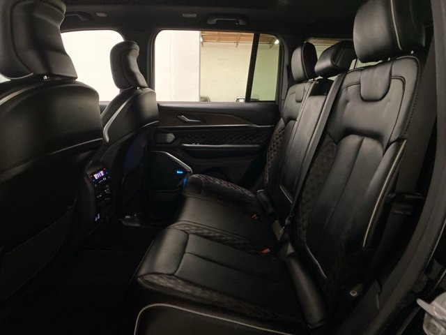 Used 2022 Jeep Grand Cherokee Summit image 19