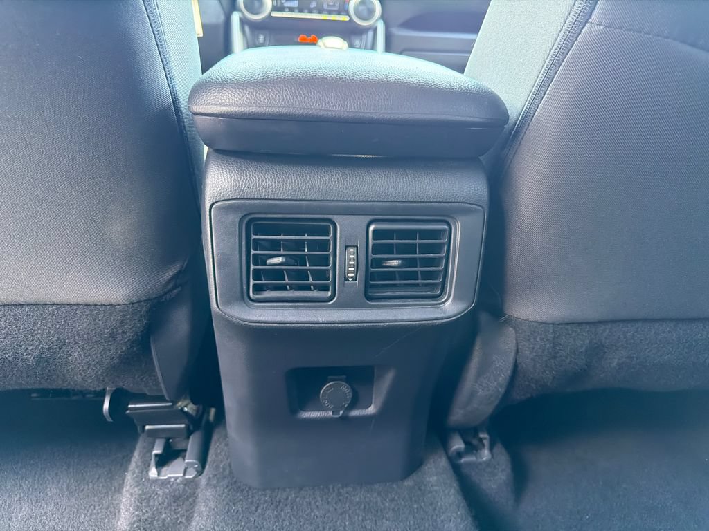 Used 2025 Toyota RAV4 LE AWD/4WD image 26