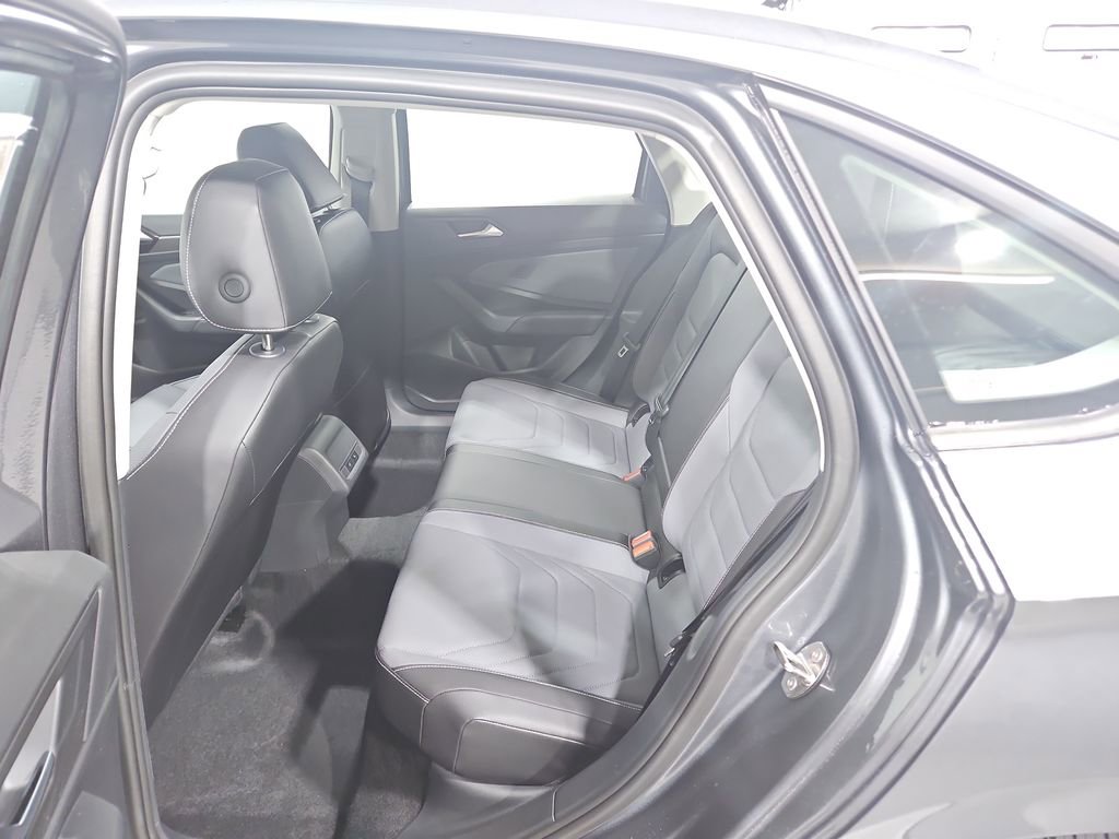 New 2026 Volkswagen Jetta SEL image 24