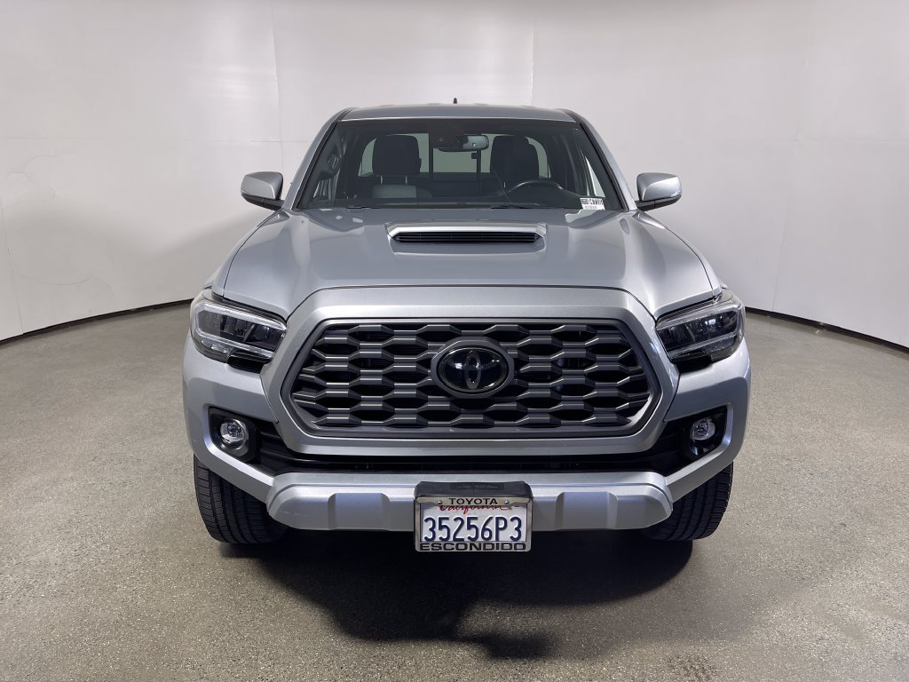 Used 2022 Toyota Tacoma TRD Sport w/ TRD Premium Sport Package RWD image 8
