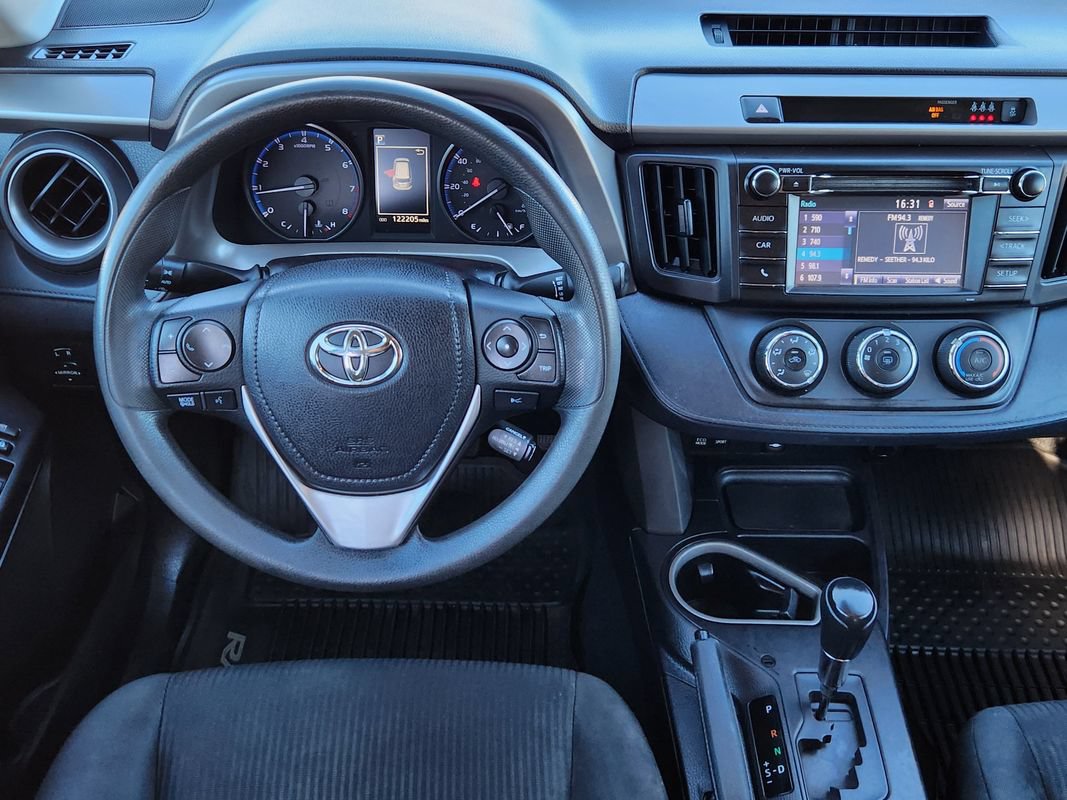 Used 2018 Toyota RAV4 LE w/ All Weather Liner Package AWD/4WD image 28