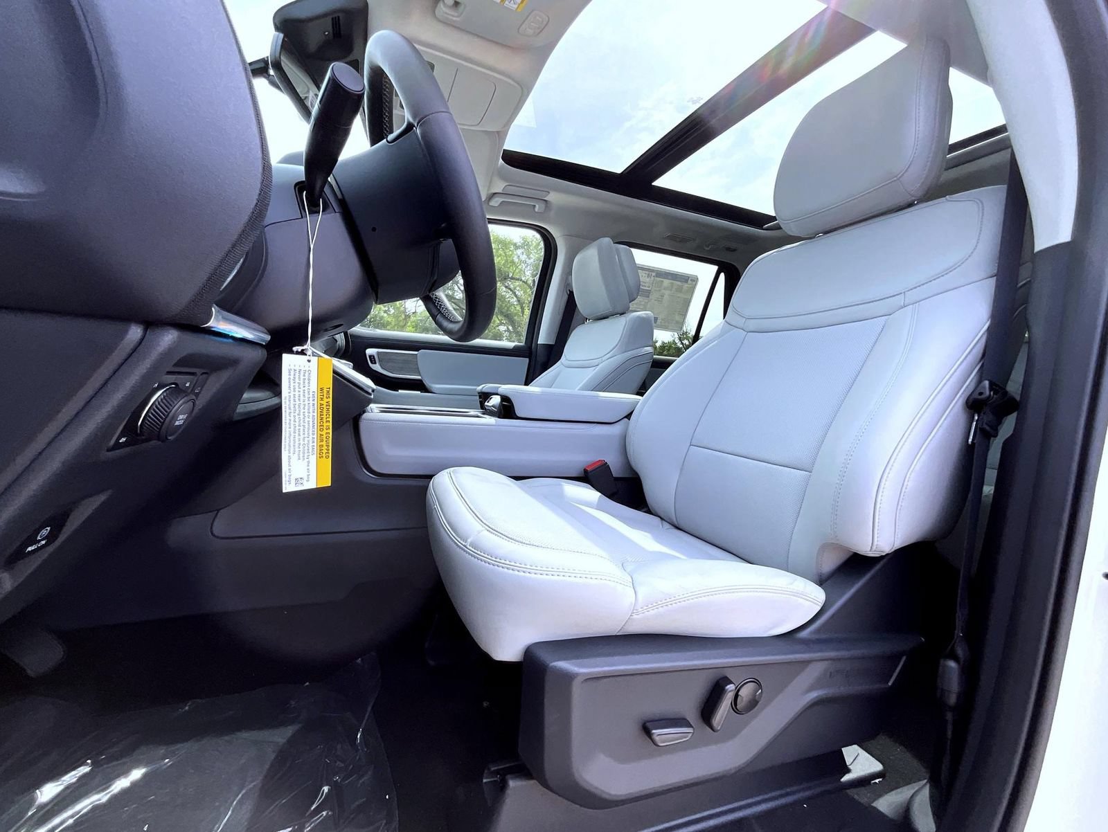 New 2027 Ford Expedition Platinum AWD/4WD image 12