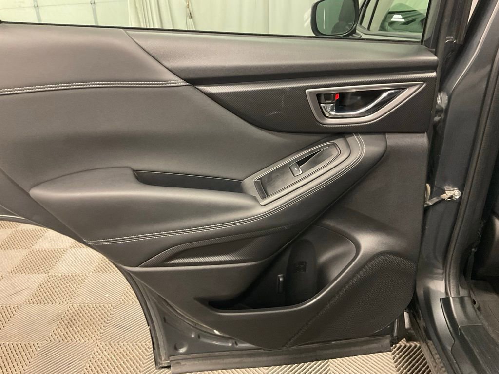 Used 2020 Subaru Forester Premium image 32