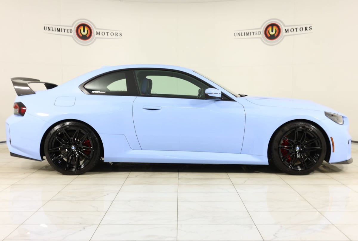 Used 2023 BMW M2 w/ Lighting Package RWD image 2
