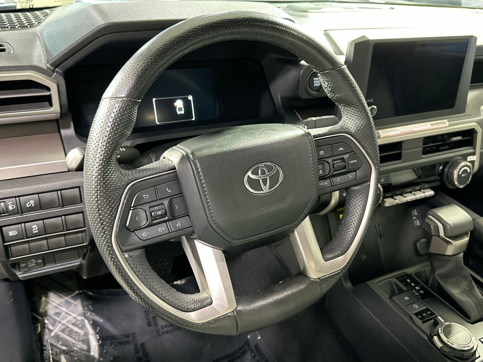 Used 2024 Toyota Tacoma SR5 image 18
