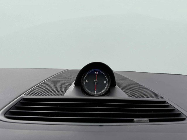 Used 2017 Porsche Panamera image 37