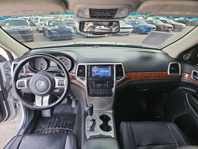 Used 2012 Jeep Grand Cherokee Limited w/ Luxury Group II image 22