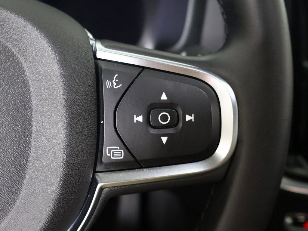 Used 2024 Volvo S60 B5 Core image 44