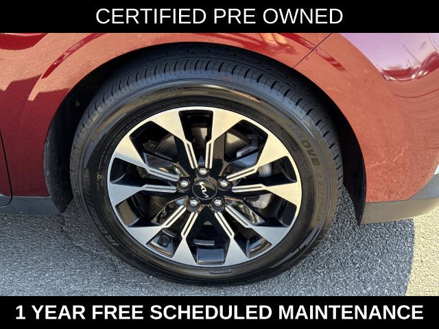Used 2024 Kia Carnival EX FWD image 7