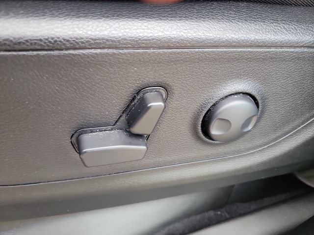 Used 2025 RAM 1500 Big Horn AWD/4WD image 23