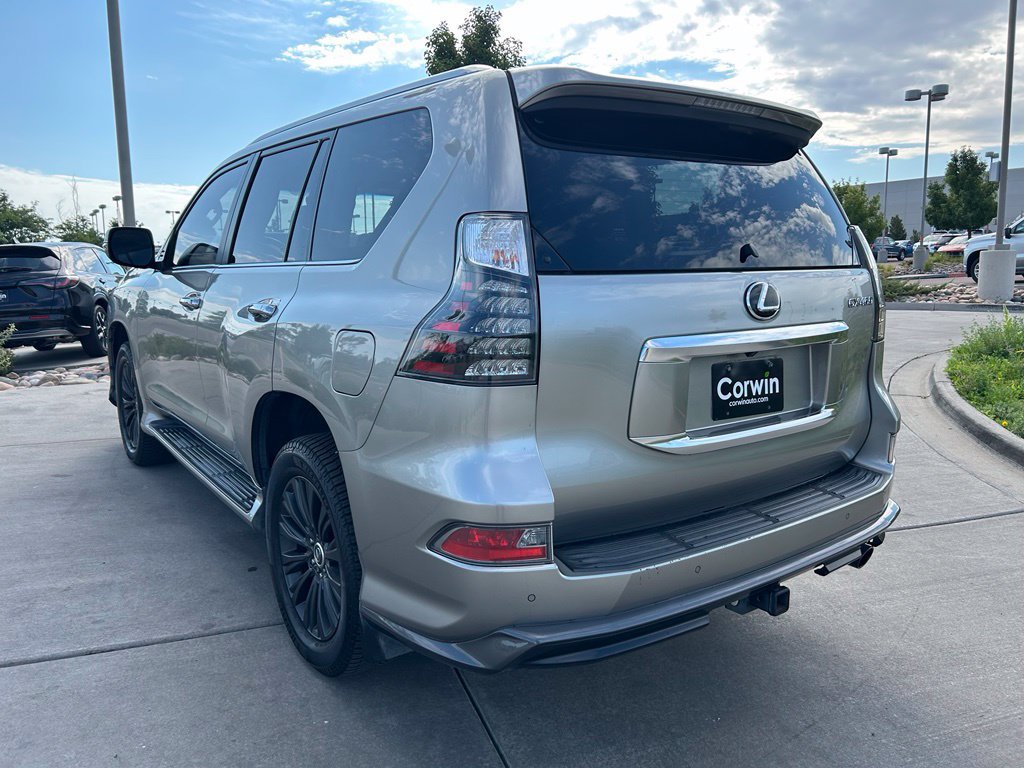 Used 2023 Lexus GX 460 Premium w/ Accessory Package AWD/4WD image 7