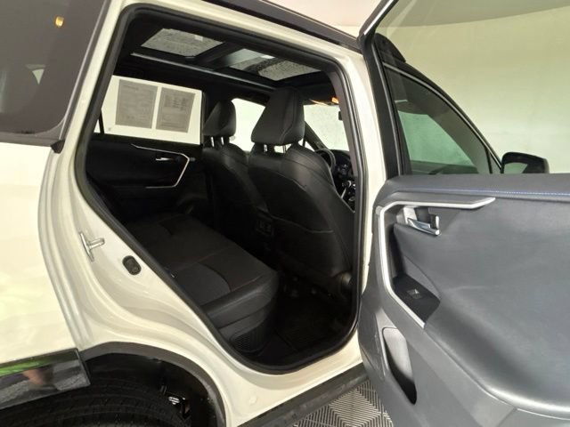 Used 2021 Toyota RAV4 XSE AWD/4WD image 34