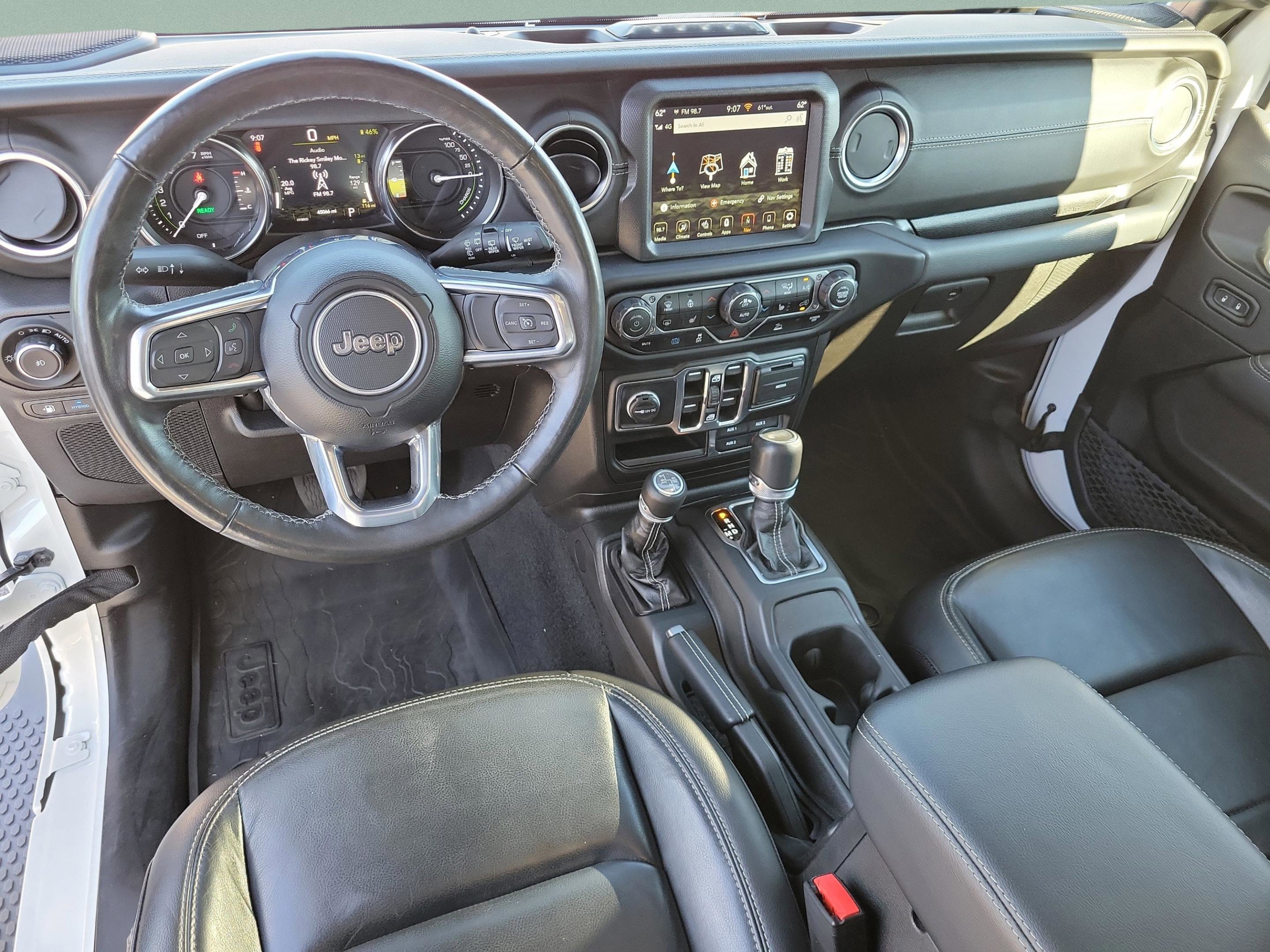 Used 2023 Jeep Wrangler Unlimited Sahara w/ Cold Weather Group image 24