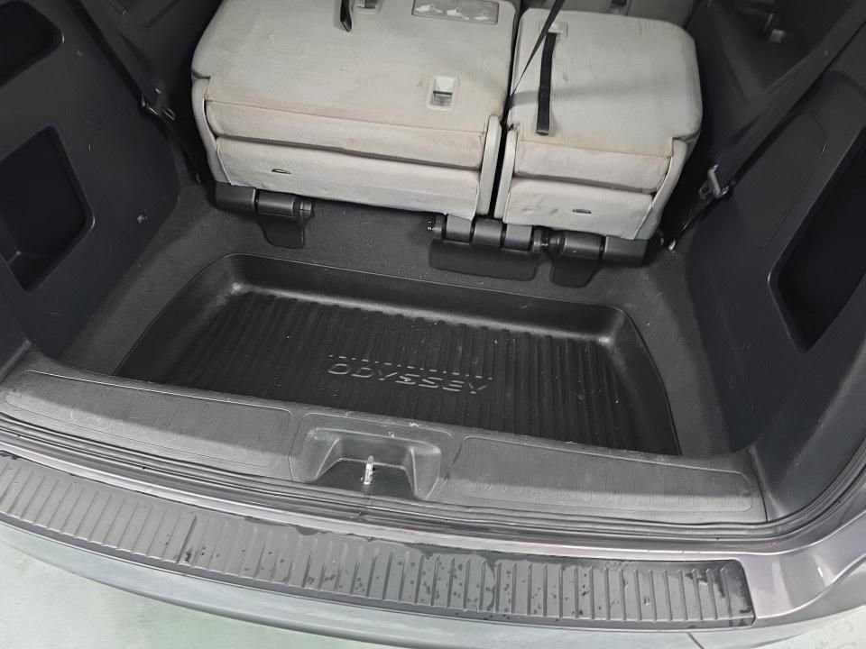 Used 2019 Honda Odyssey EX image 6