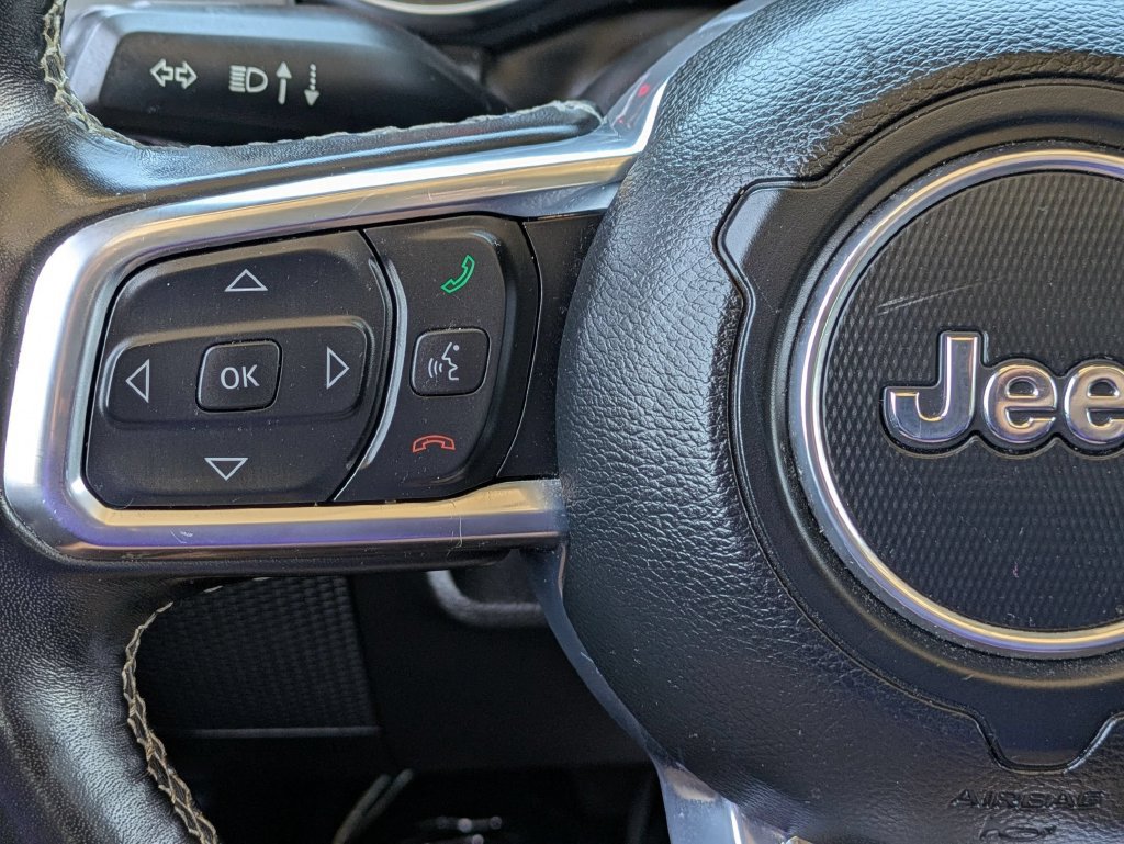 Used 2022 Jeep Wrangler Unlimited Sahara w/ Cold Weather Group AWD/4WD image 20