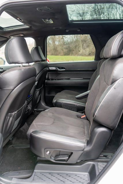 Used 2024 Hyundai Palisade Calligraphy image 15