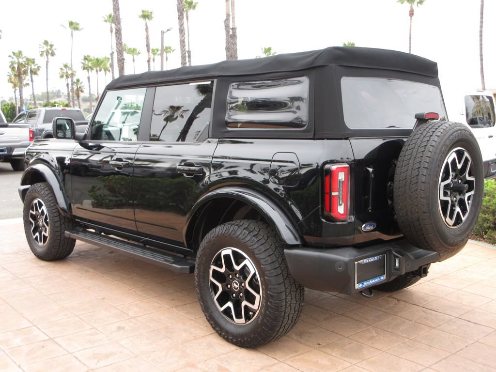 Certified 2022 Ford Bronco Outer Banks AWD/4WD image 2