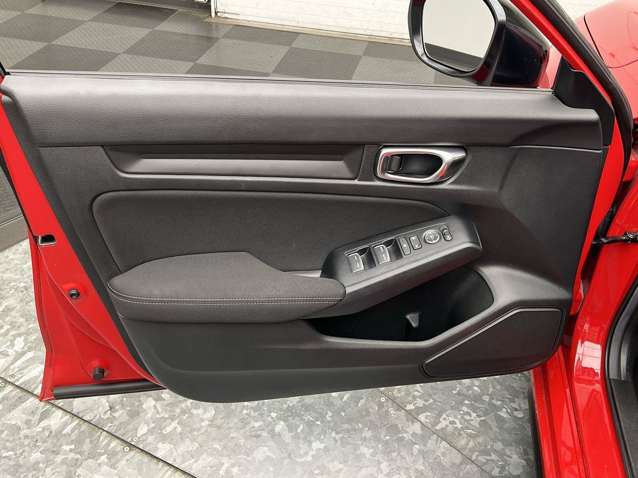 Used 2024 Honda Civic Sport image 6