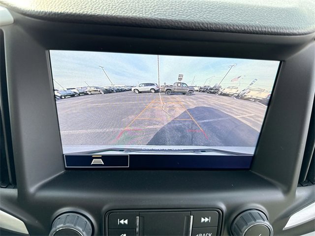 Used 2022 GMC Terrain SLT w/ Infotainment Package II image 17