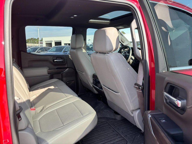 Used 2022 GMC Sierra 1500 SLT w/ SLT Premium Package AWD/4WD image 13
