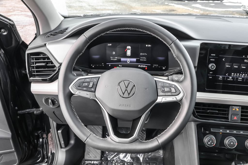 New 2026 Volkswagen Taos S image 24