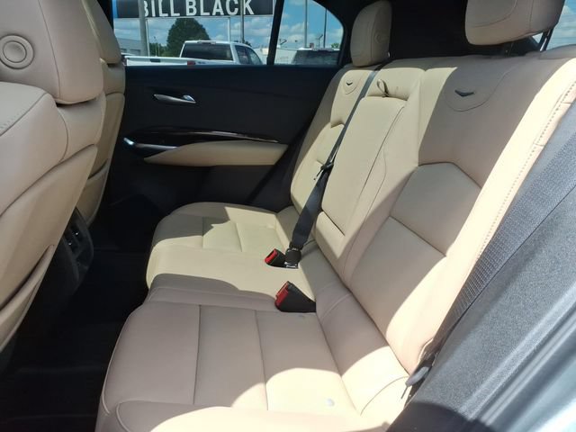 Used 2025 Cadillac XT4 Premium Luxury w/ Technology Package AWD/4WD image 13