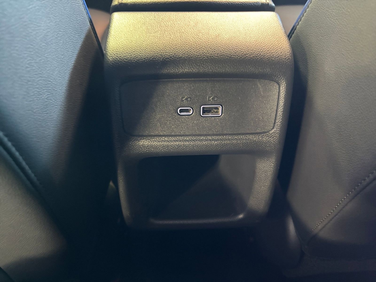 Used 2025 Buick Envista Sport Touring image 23