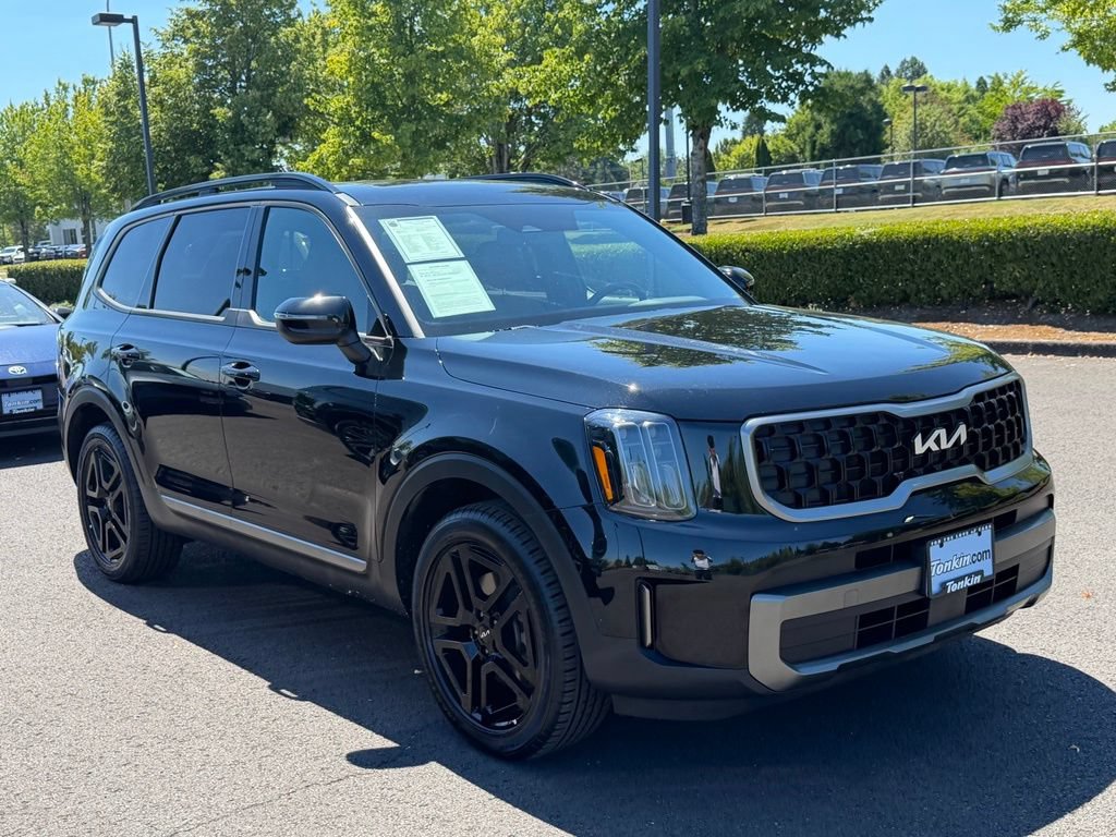 Used 2023 Kia Telluride EX X-Line AWD/4WD image 2