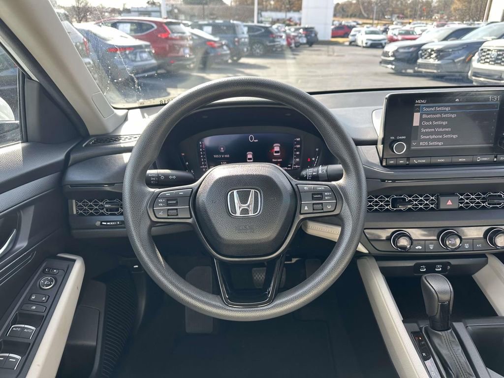 Certified 2025 Honda Accord LX image 11