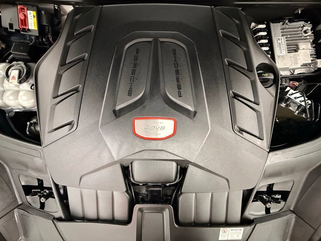 Used 2019 Porsche Cayenne Turbo image 18