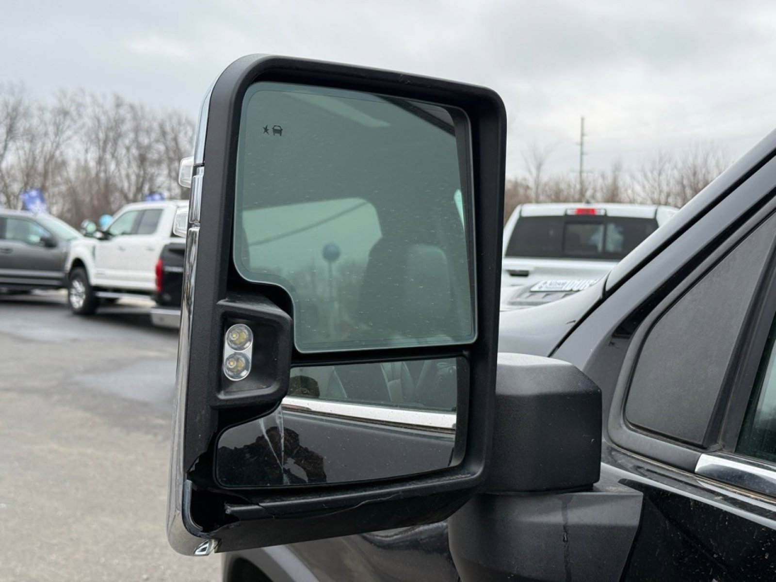 Used 2023 Chevrolet Silverado 3500 High Country image 41