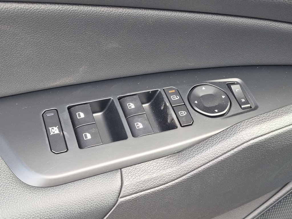 New 2027 Kia Sportage X-Line AWD/4WD image 24