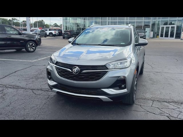 Certified 2023 Buick Encore GX Select AWD/4WD image 3