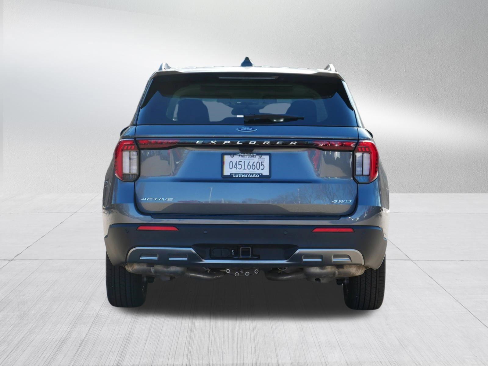 Used 2026 Ford Explorer Active w/ Active Comfort Package image 6