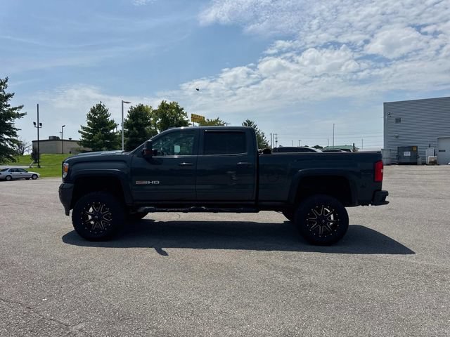 Used 2019 GMC Sierra 2500 SLT w/ All Terrain HD Package AWD/4WD image 11