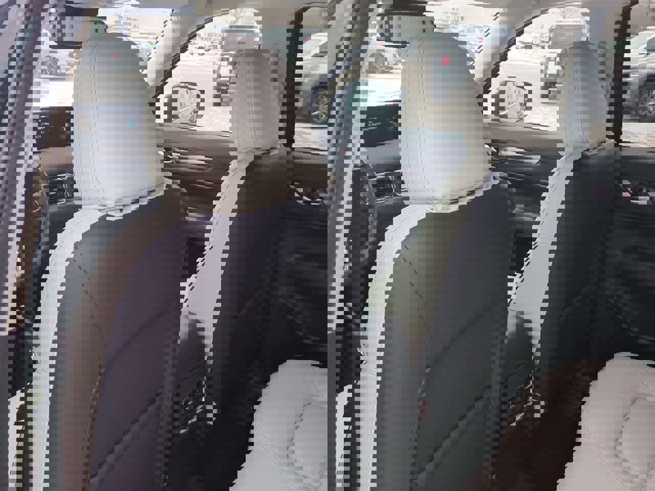 New 2025 MAZDA CX-5 AWD 2.5 S w/ Preferred Package image 17