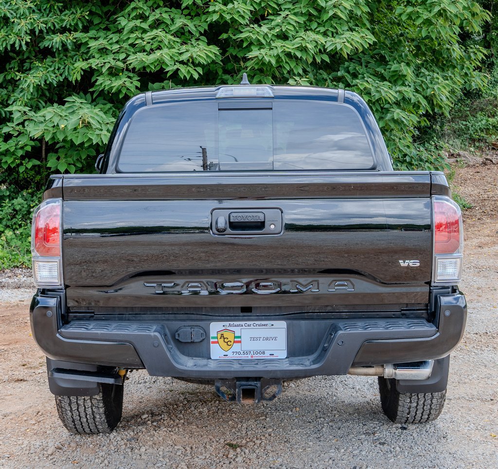 Used 2023 Toyota Tacoma TRD Off-Road w/ Technology Package AWD/4WD image 4