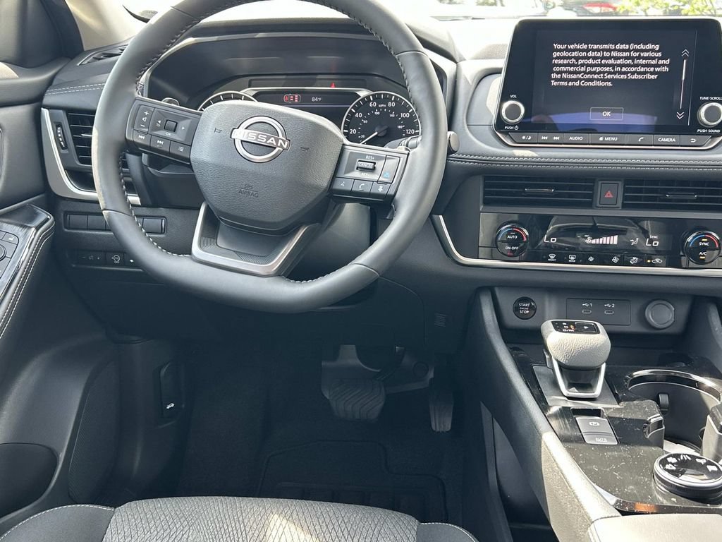 New 2026 Nissan Rogue SV AWD/4WD image 21