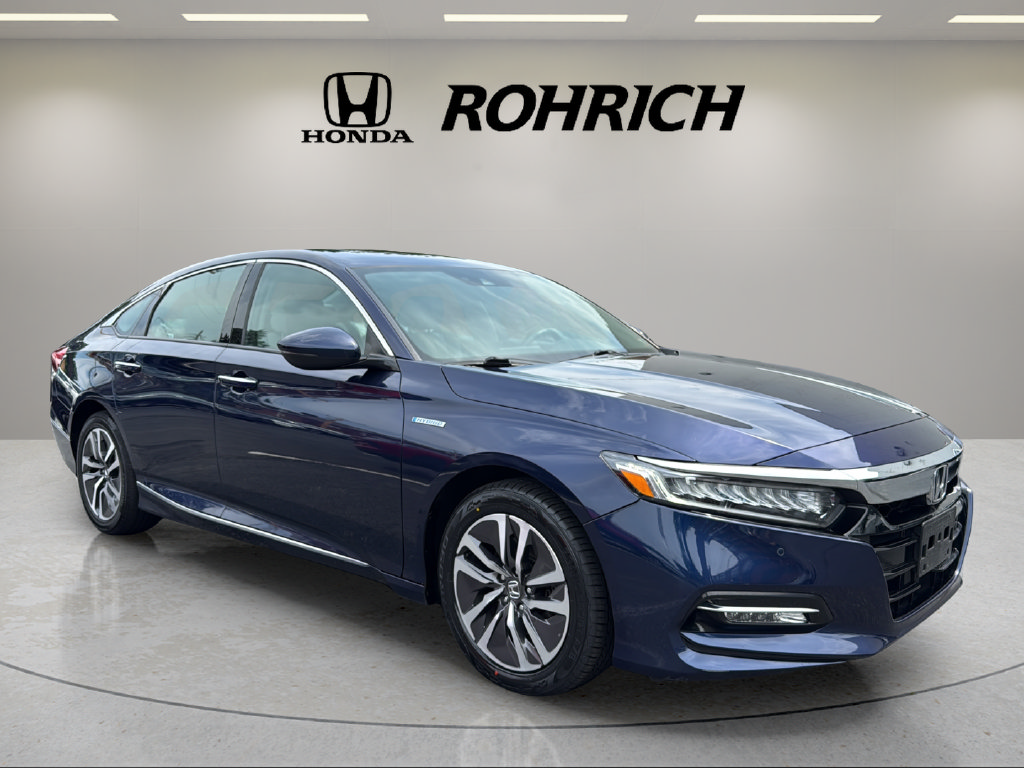 Used 2019 Honda Accord Touring image 4