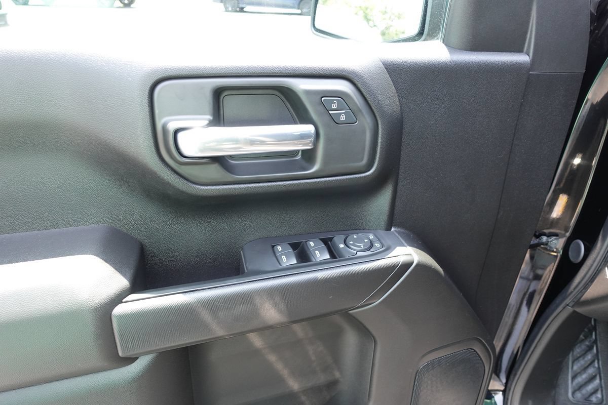 Used 2024 Chevrolet Silverado 1500 Custom AWD/4WD image 17