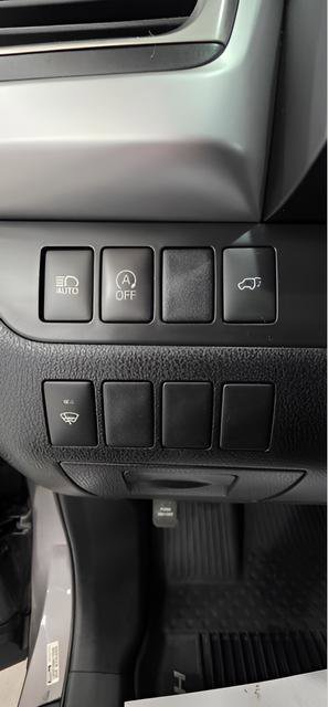 Used 2018 Toyota Highlander XLE image 16