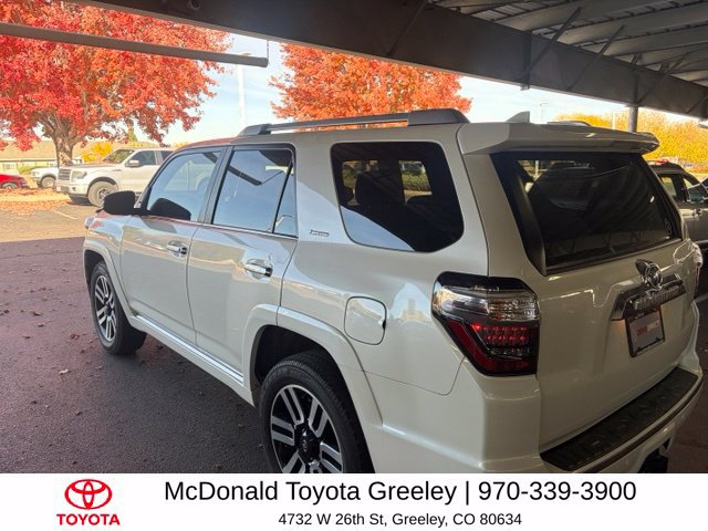 Used 2022 Toyota 4Runner Limited AWD/4WD image 7