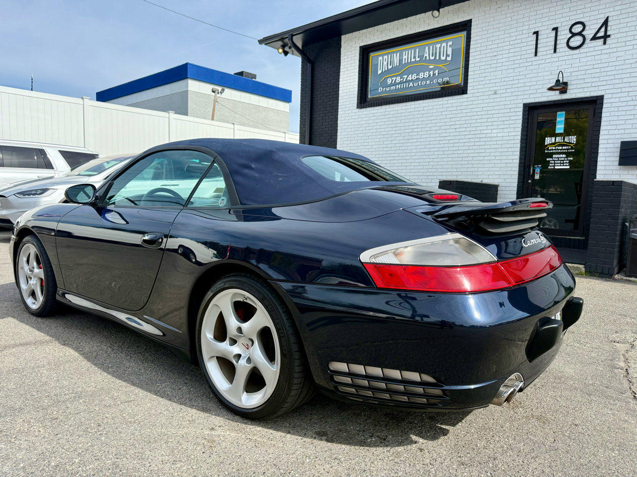 Used 2004 Porsche 911 Carrera 4S image 31