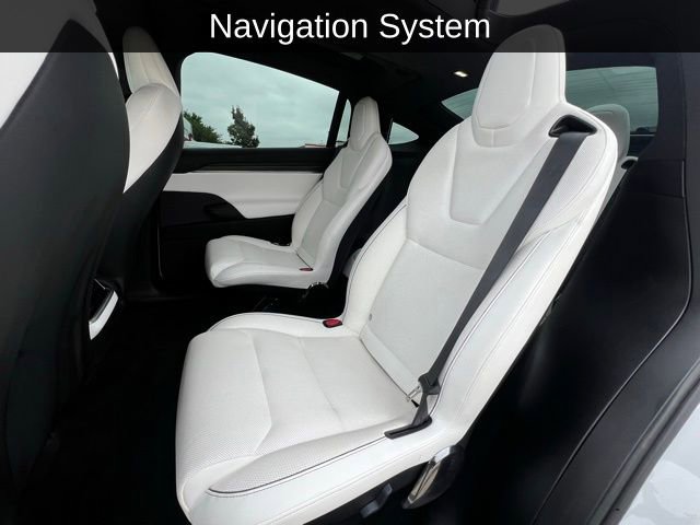 Used 2023 Tesla Model X Plaid image 2