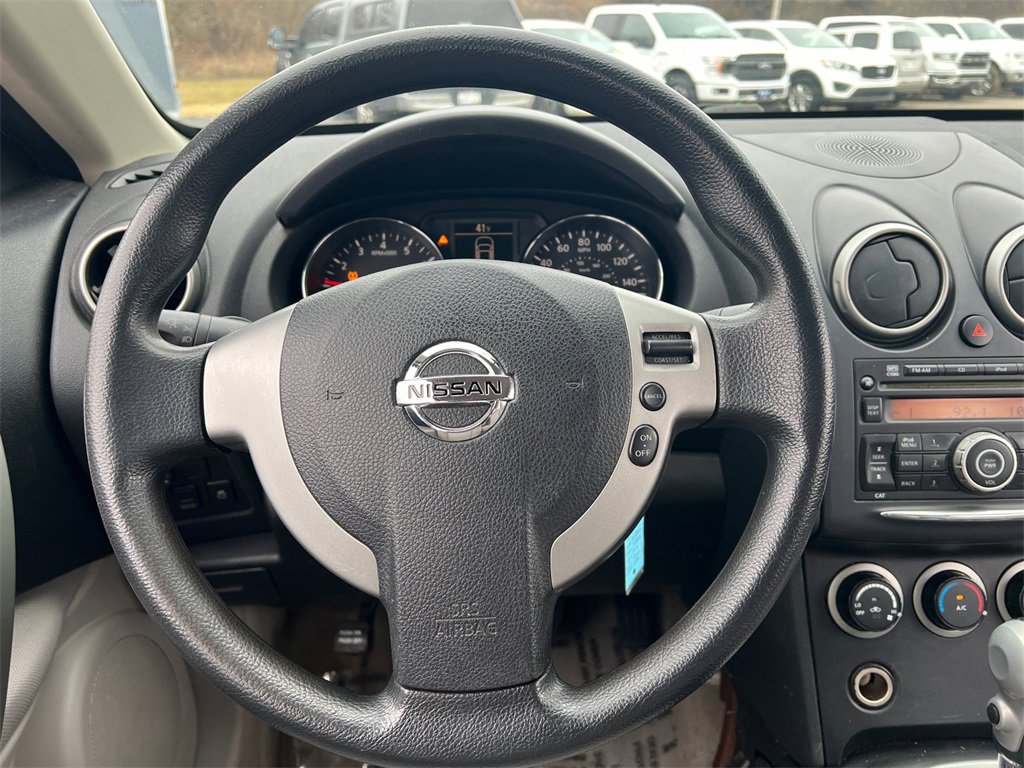 Used 2011 Nissan Rogue S image 9