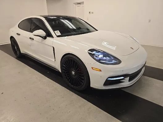 Used 2018 Porsche Panamera 4 AWD/4WD image 20