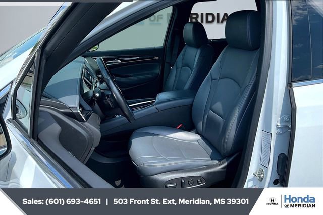 Used 2024 Buick Enclave Premium image 18