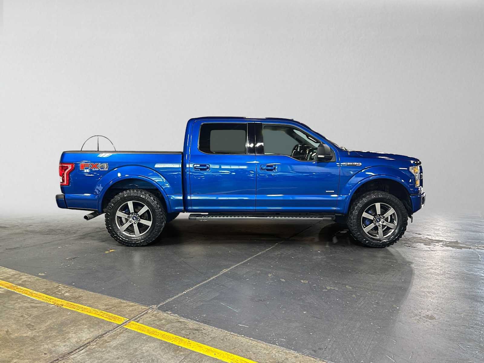 Used 2017 Ford F150 XLT w/ Equipment Group 302A Luxury AWD/4WD image 2